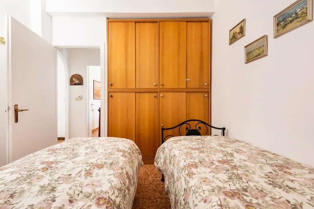 Ca' Della Madoneta - Vista Canale Venedig Apartment